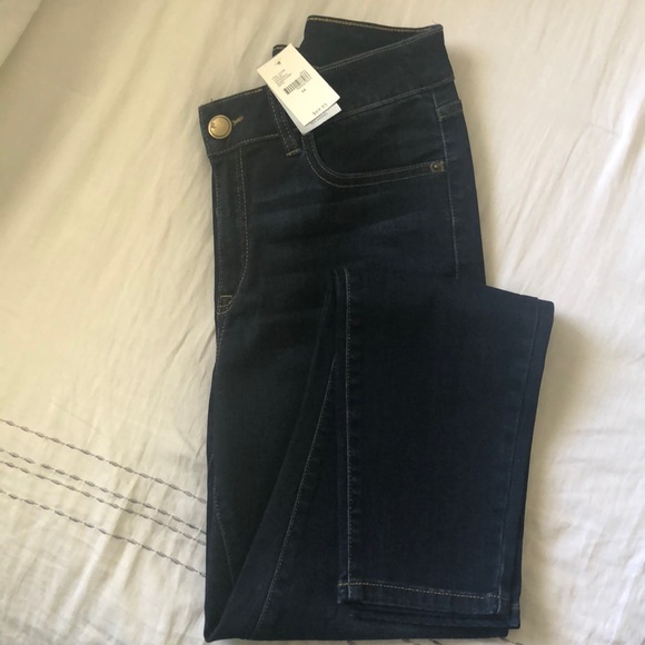 Lane Bryant Mid Rise Super Stretch Skinny Jeans - Picture 2 of 3